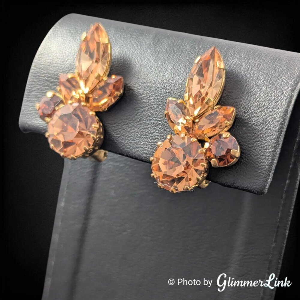 Vintage Austrian Topaz Rhinestone Clip On Earrings - Mid Century Gold Tone - Picture 4 of 9